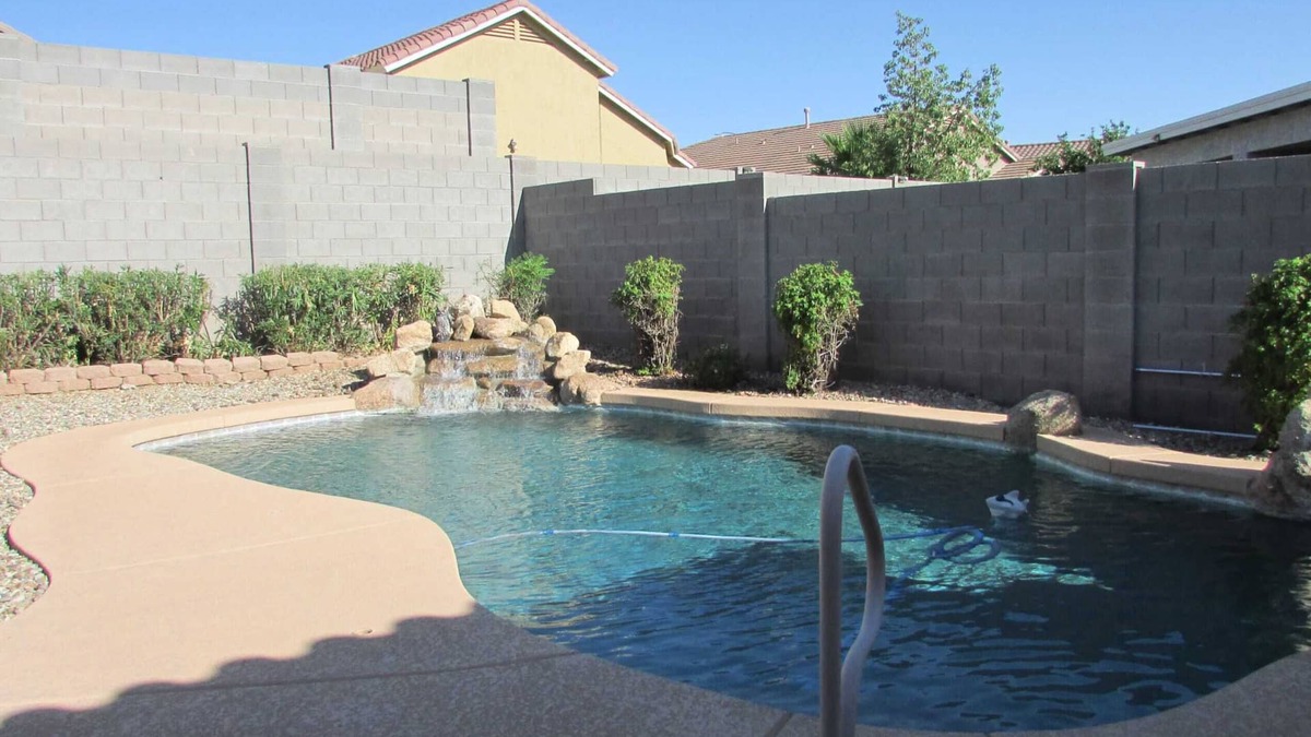 Alta Vista Estates House | Cozy home near freeways w/pool, BBQ