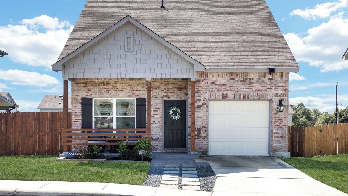 Southside House | Cozy Home near Lackland AFB!