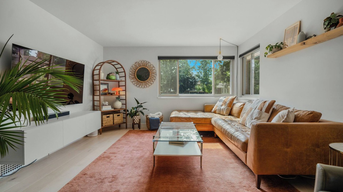 Longmont House | Cozy home near the Rockies. Longmont Boulder Lyons Estes