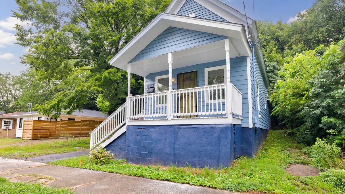 Pittsburgh House | Cozy home nestled near the Beltline