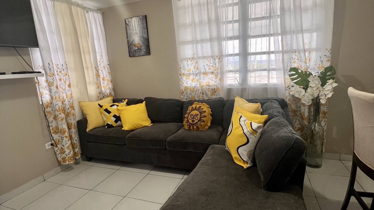 Hato Abajo House | Cozy Home w/private parking- 10 min to beach