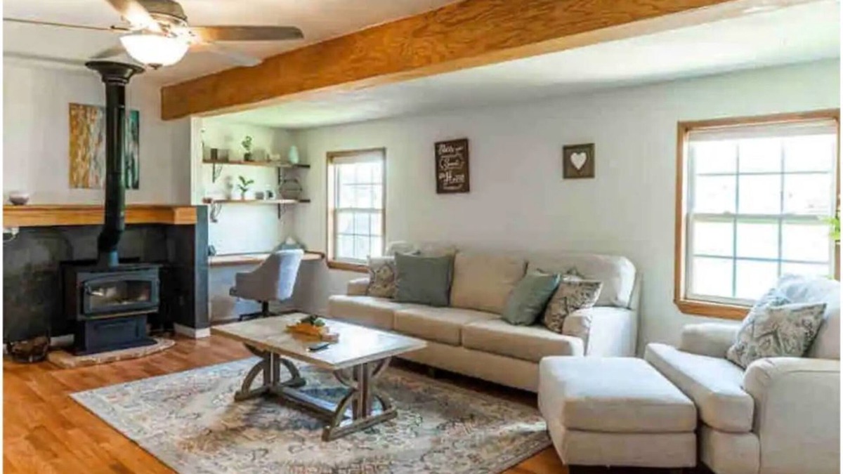 Midland House | Cozy home with a Pool