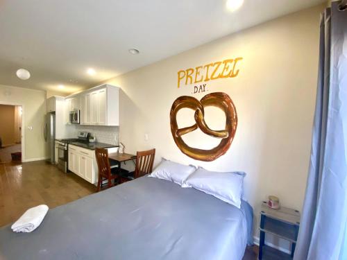 Newbold House | Cozy House at South Philly New Bold