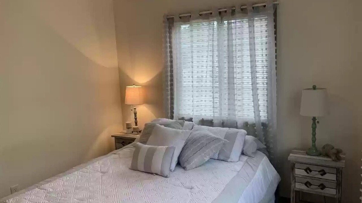 Lake City House | Cozy house close to town and the beach