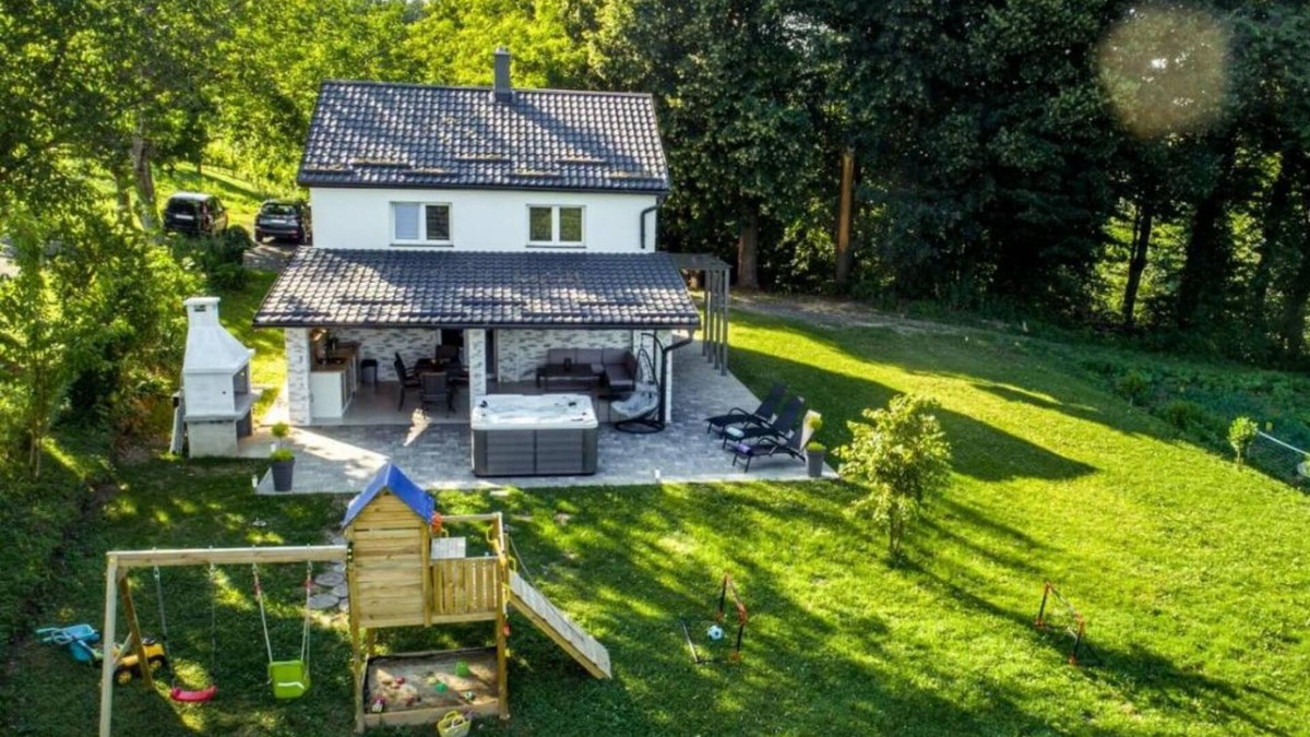 Jalzabet House | Cozy House In Nature With Hot Tub, Kelemen, Croatia