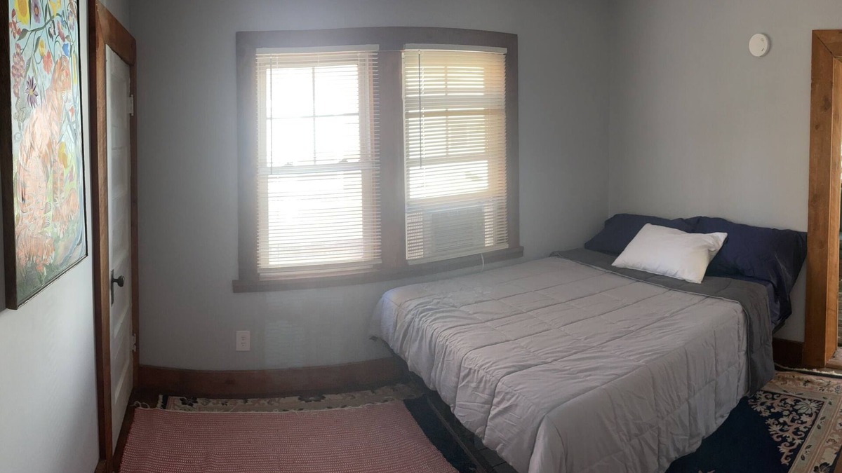 Edgewood House | Cozy house in the city!