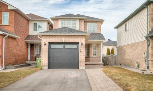 Port Union House | Cozy house near HWY401 & Go station in Scarborough