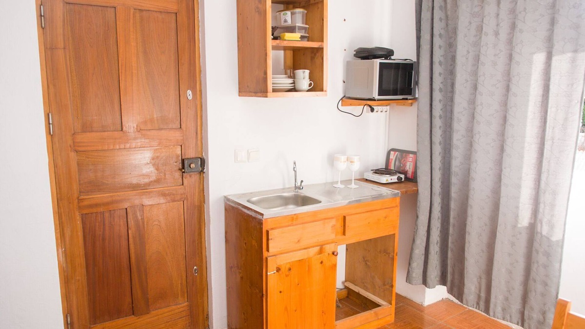 Mindelo Apartment | Cozy house, quiet with great light, beautiful view of Mount Cara