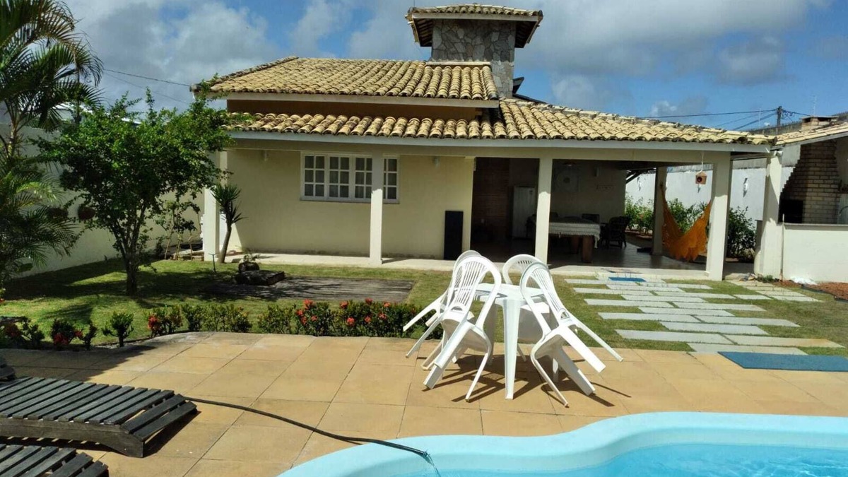 Barra do Jacuipe House | Cozy house with pool, barbecue, 3 air-conditioned bedrooms