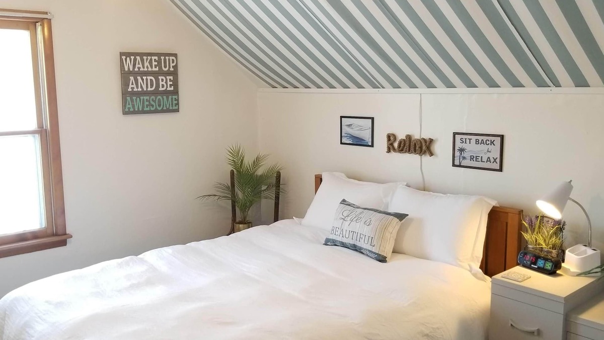 Ramsay House | Cozy House w/Garage - Minutes to Trails & Waterfalls
