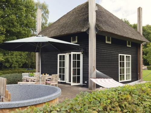 Notter House | Cozy house with or without hot tub near a river