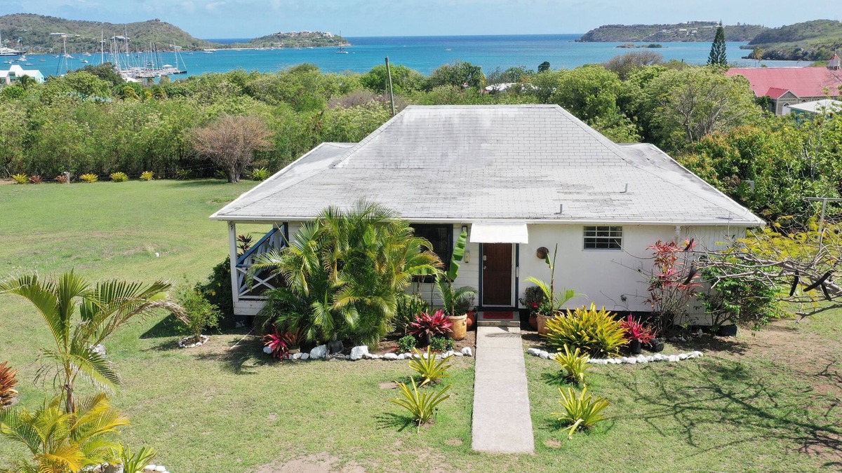 Falmouth Harbour House | Cozy House with Sea and Harbour Views, Falmouth, Antigua, Caribbean
