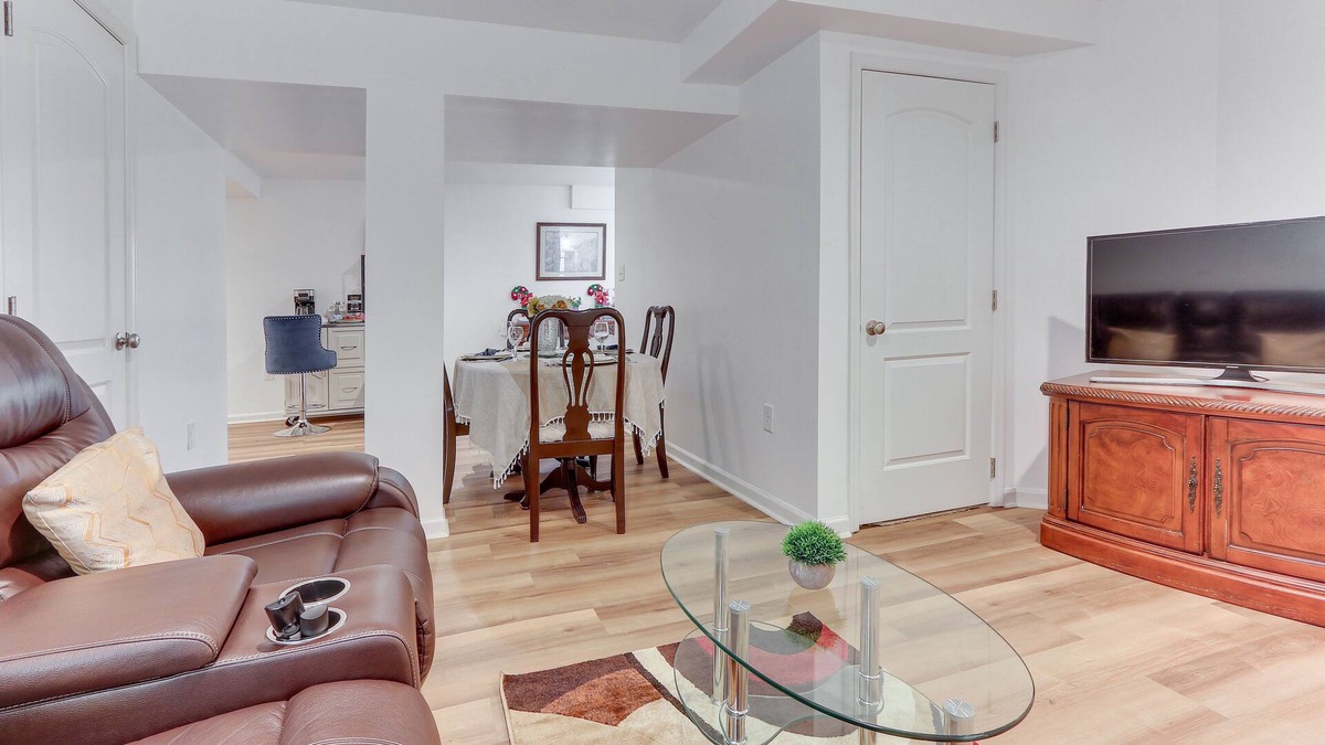 Shenandoah Apartment | Cozy Inwood Apartment: History, Hiking & Wine!