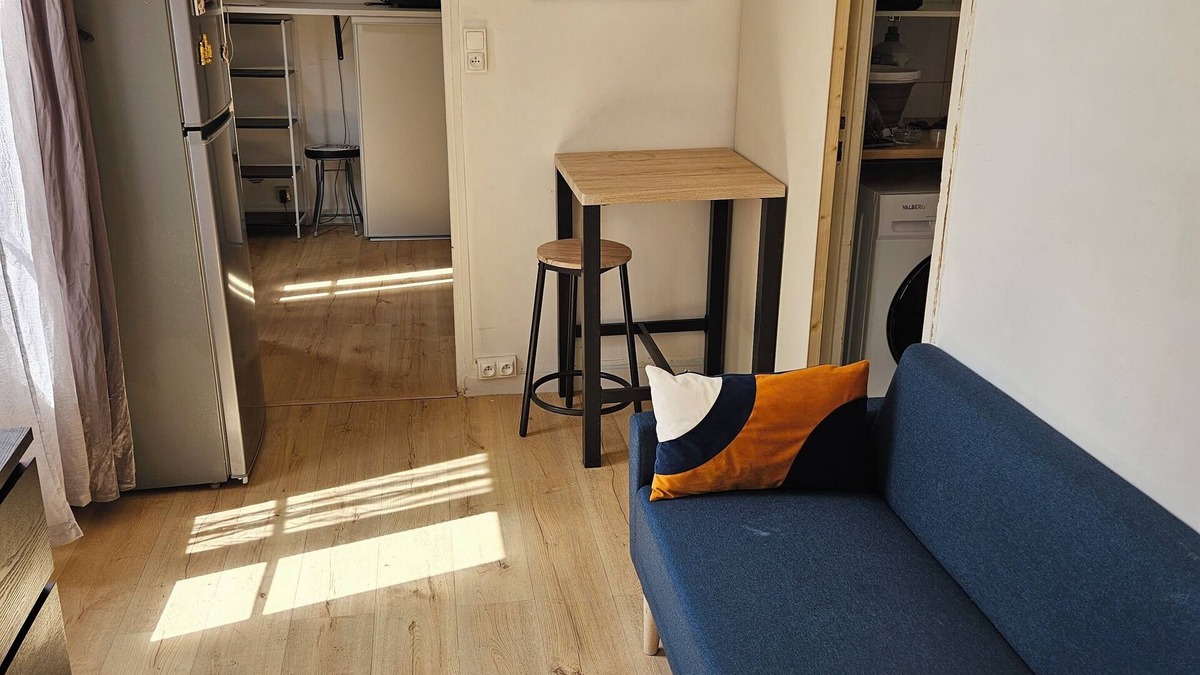 Monmousseau-Verollot Apartment | Cozy Ivry1