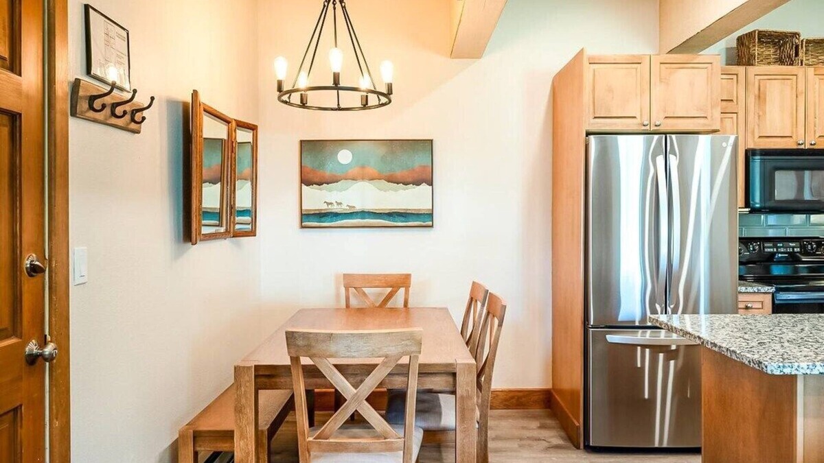 Ketchum Condo | Cozy Ketchum Condo - Walk to Everything!
