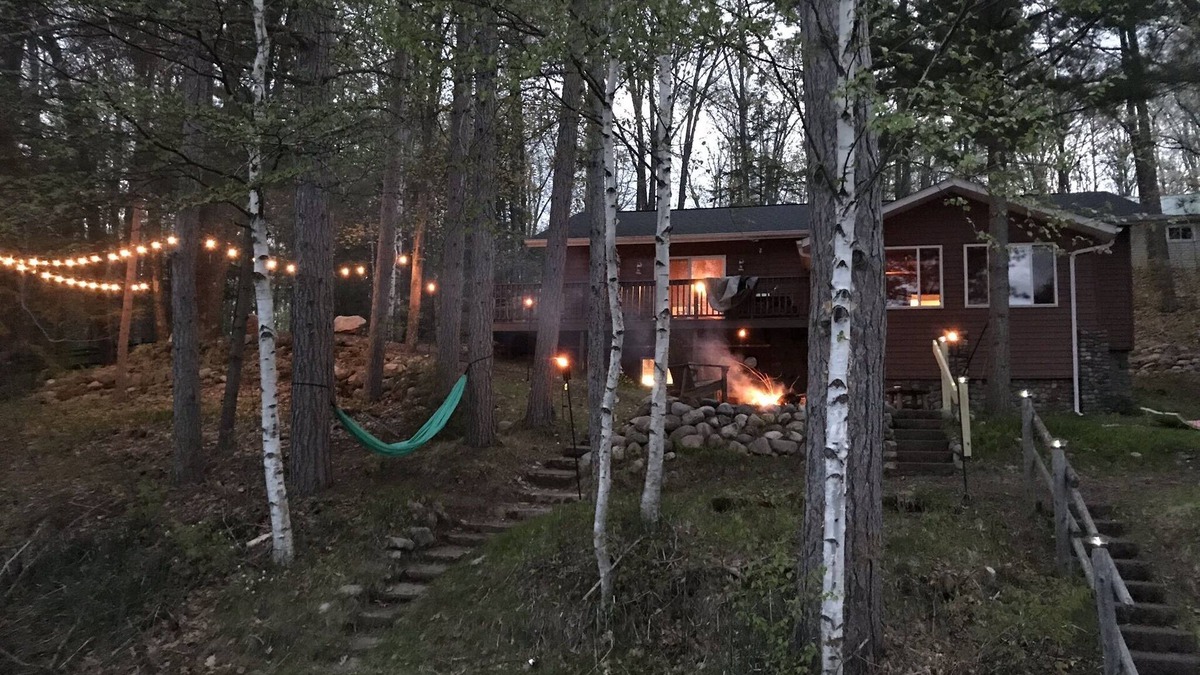 Elcho Cabin | Cozy Lake House
