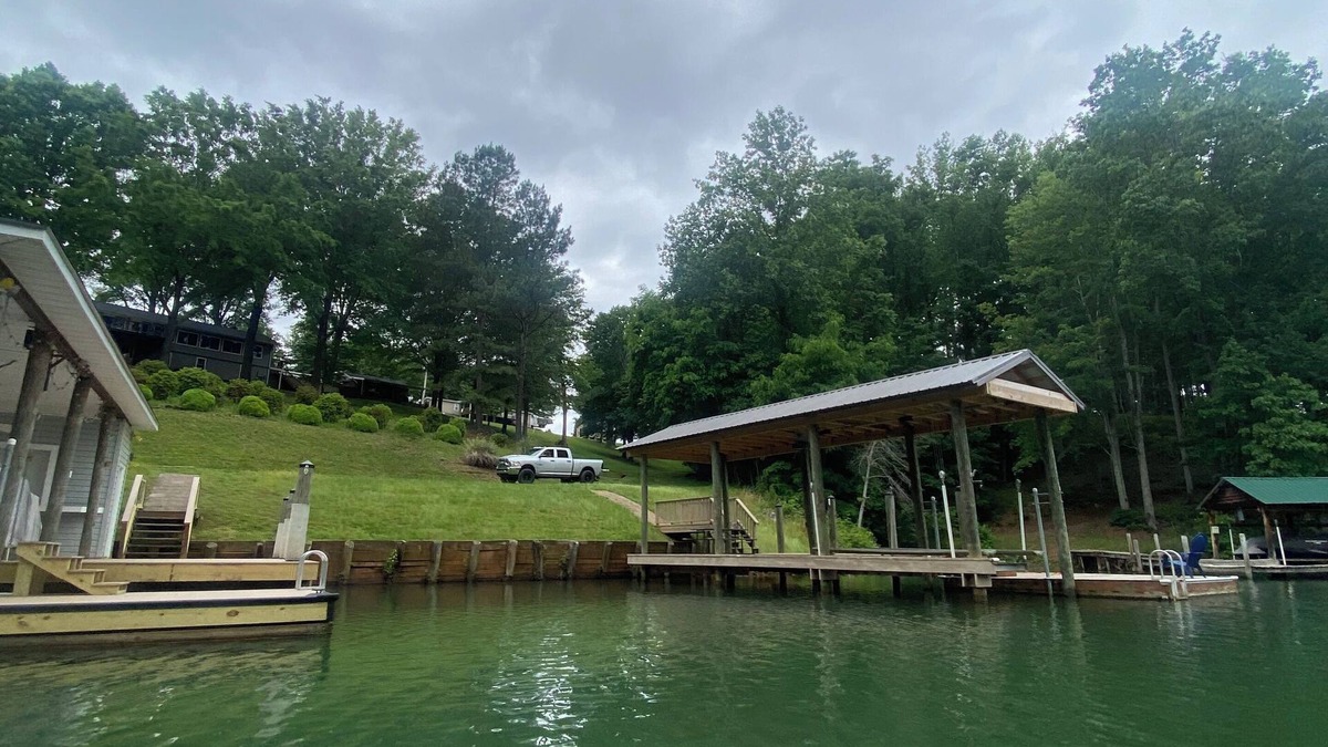 Penhook Cabin | Cozy lakeside house with views of both the mountains and lake