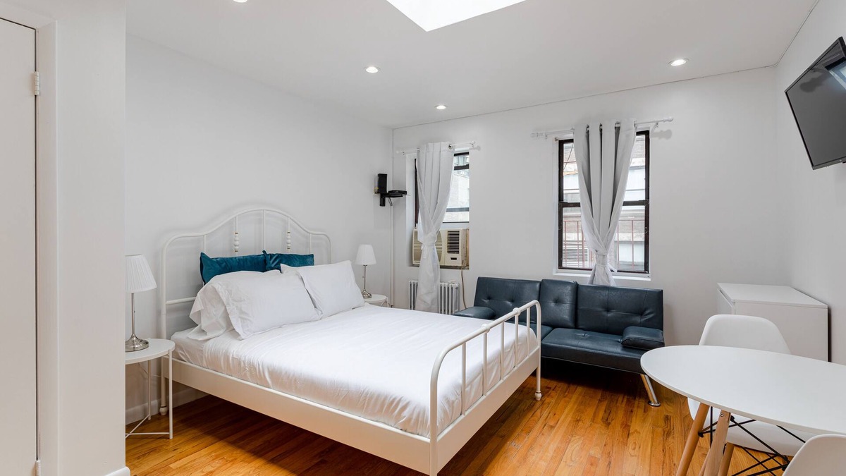Midtown South Apartment | Cozy Light-filled Skylight Studio in Chelsea