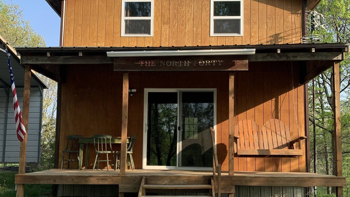 Williamstown Cabin | Cozy Little Cabin