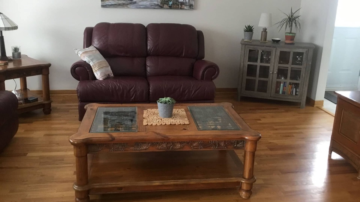 Hull House | Cozy little house
