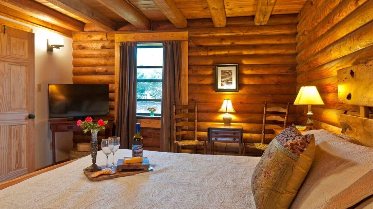 Lookout Mountain Cabin | Cozy Log Cabin (Apt.) on Lookout Mountain