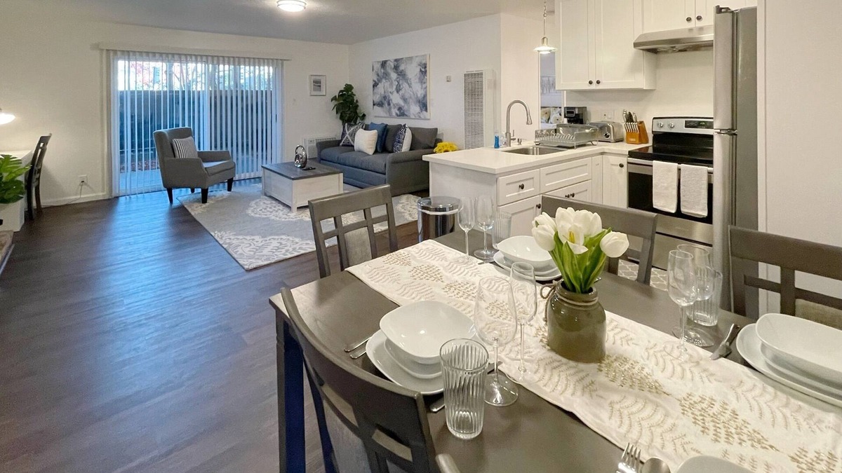 Lafayette Apartment | Cozy, Lux & convenient 2B1b, center of Lafayette