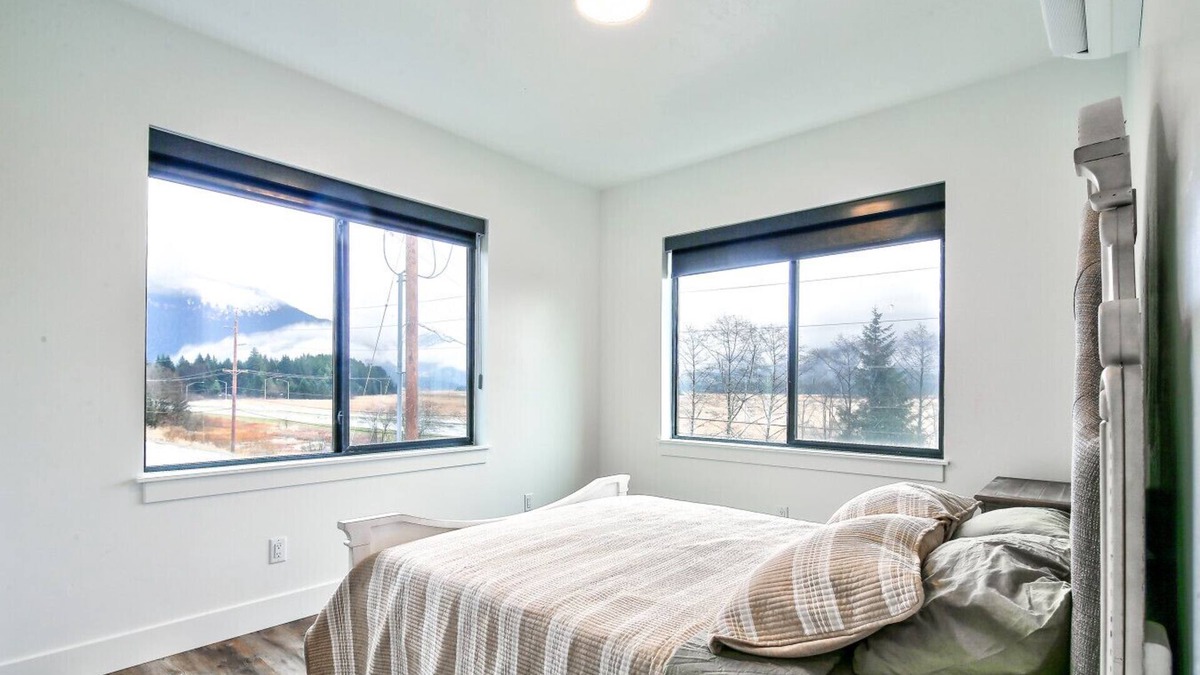 Juneau Apartment | Cozy Luxury, Close to Downtown! 204
