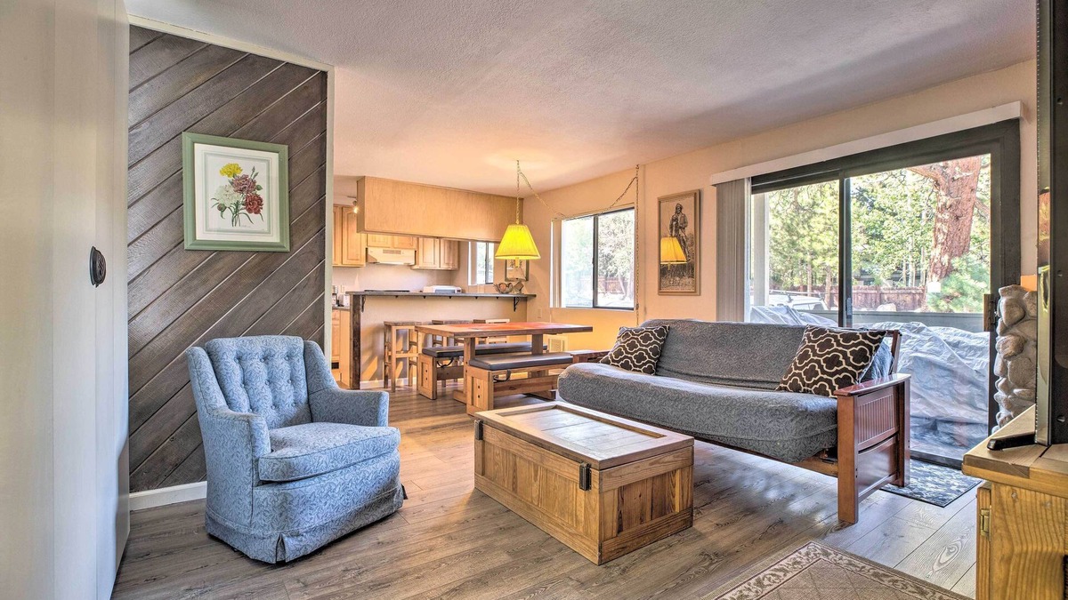 Mammoth Lakes Apartment | Cozy Mammoth Lakes Studio: 5 Mi to Ski Slopes