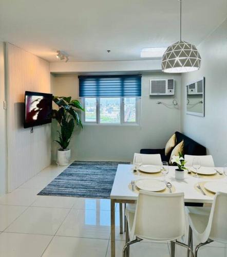 Valencia Apartment | Cozy Minimalist 2BR Condo at Princeton QC near Rob Magnolia