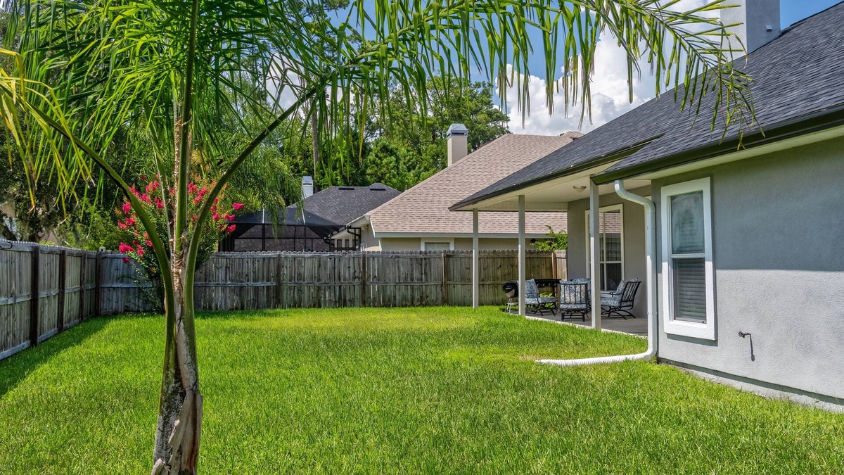 Southside House | Cozy. Modern & Convenient! Come stay with us!