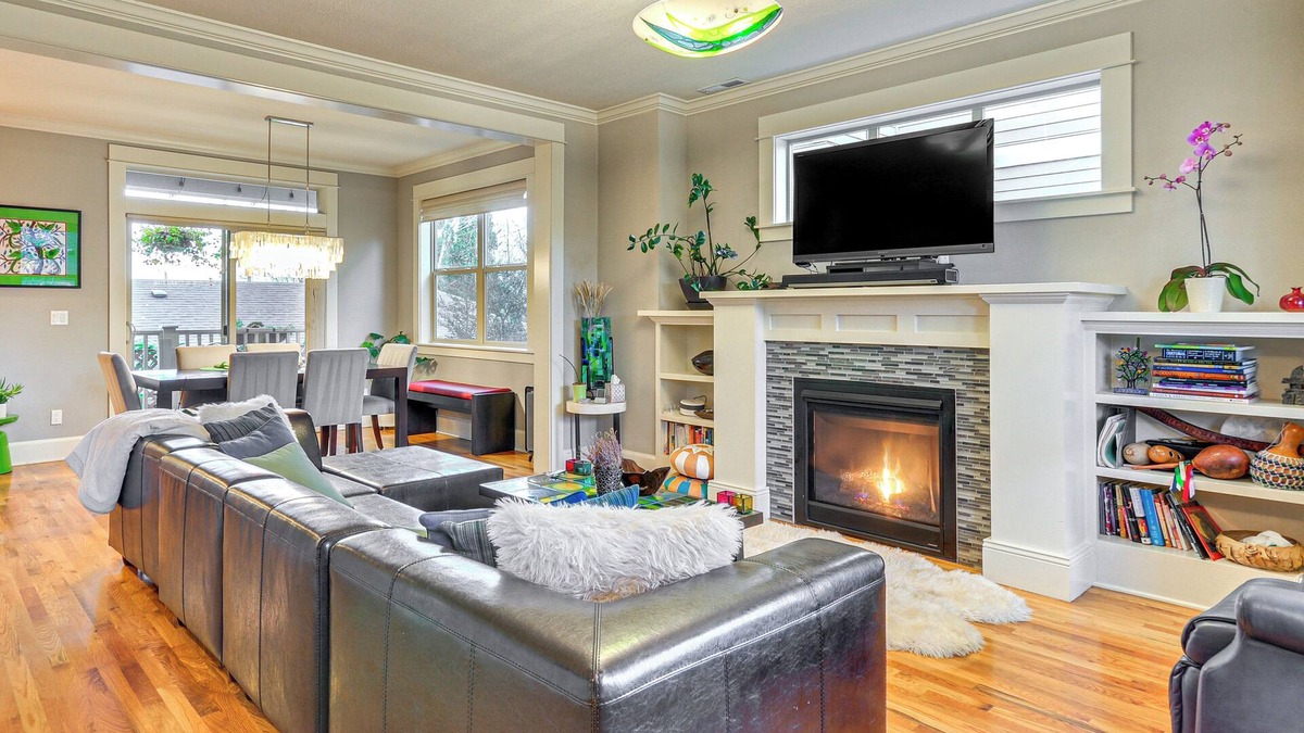 Piedmont House | Cozy Modern Craftsman in North Portland