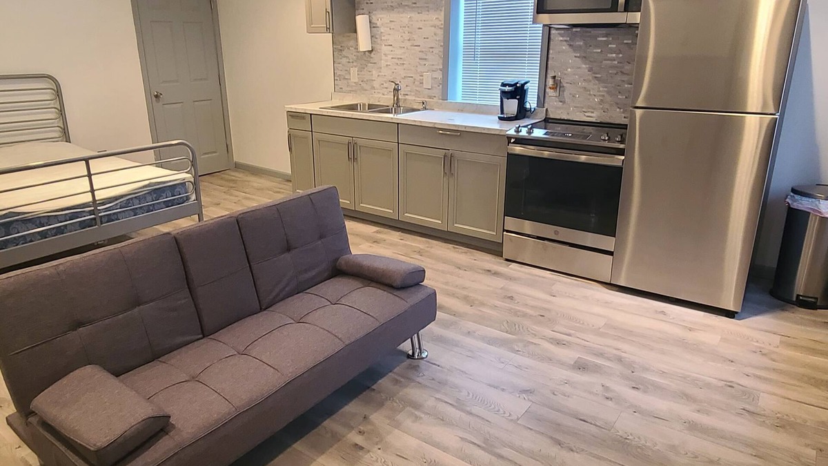 Glasco Apartment | Cozy Modern Studio Apt in Glasco