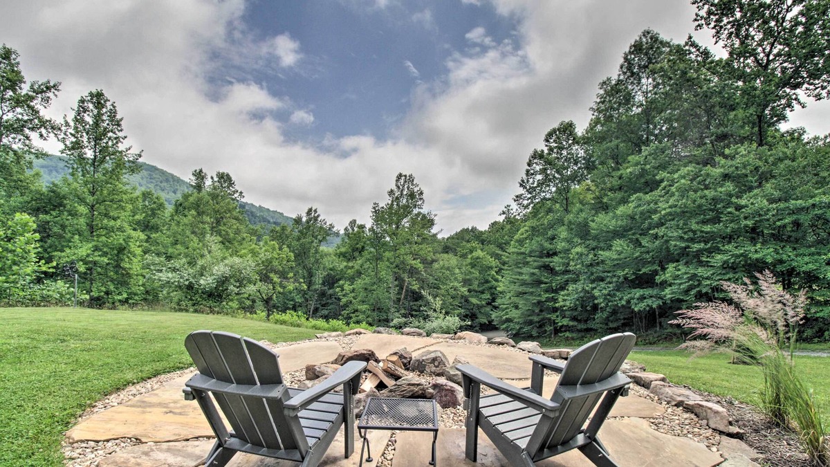 Clifford Cabin | Cozy Monroe Cabin w/ Views, 4 Mi to Rice Mtn!