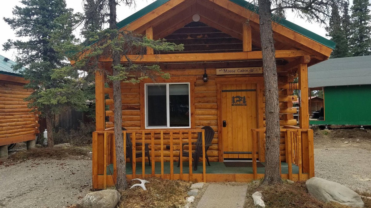 Healy Cabin | Cozy Moose Log Cabin