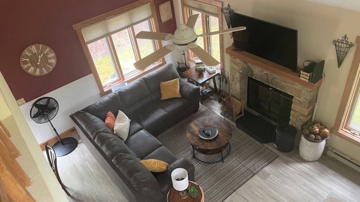 White Haven House | Cozy mountain retreat for rent
