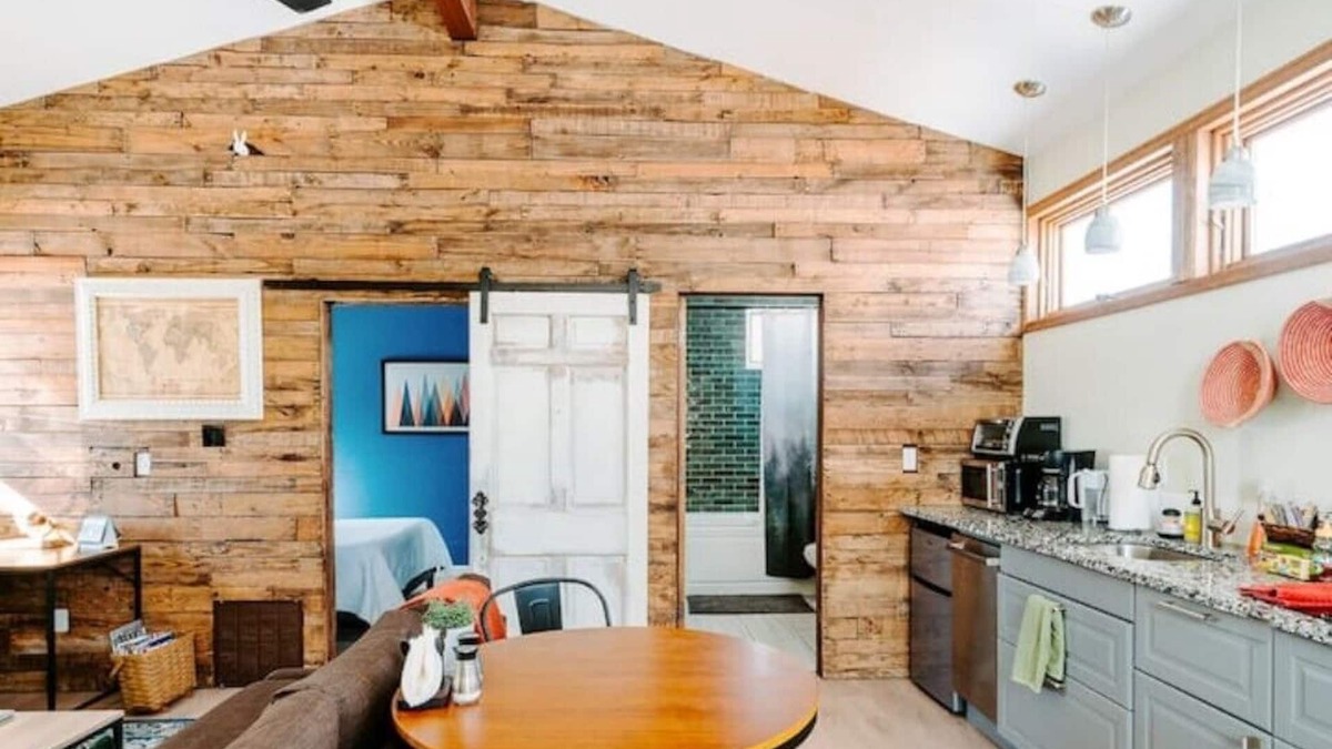 Sunnyside House | Cozy Neighborhood Spot Close to Downtown