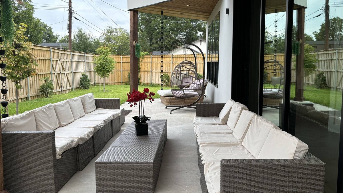 Knox - Henderson House | COZY NEW MODERN HOME - NEAR: Downtown DALLAS - AA Convention Center