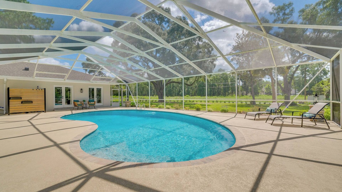 Ocala House | Cozy Ocala Retreat w/Pool, Screened Lanai!