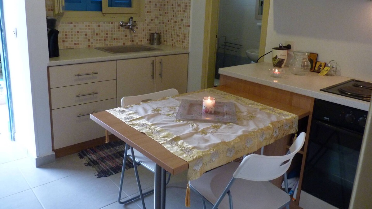 Pella Region Apartment | Cozy one bedroom apartment by the sea near Volos and in short distances from P