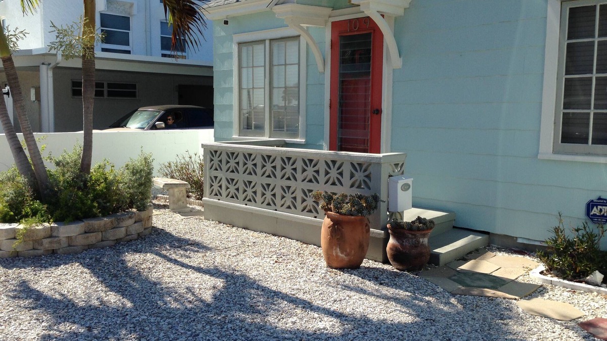 Pass-a-Grille Cottage | Cozy Pass-a-Grille Cottage