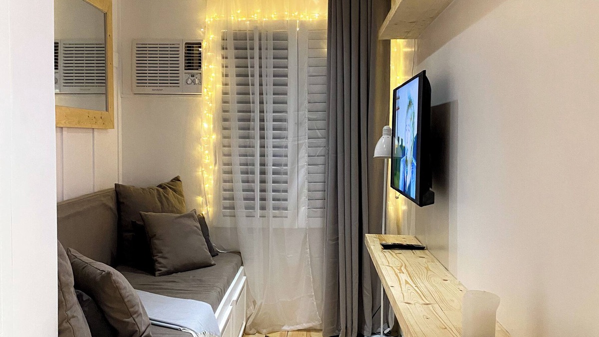 Mandaue Condo | Cozy & Peaceful 2BR with Disney Netflix 65” TV Fast WiFi