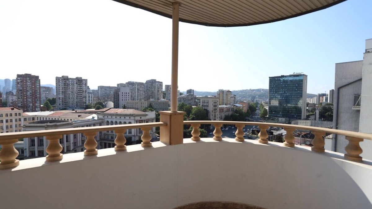 Saburtalo Apartment | Cozy penthouse in the city center