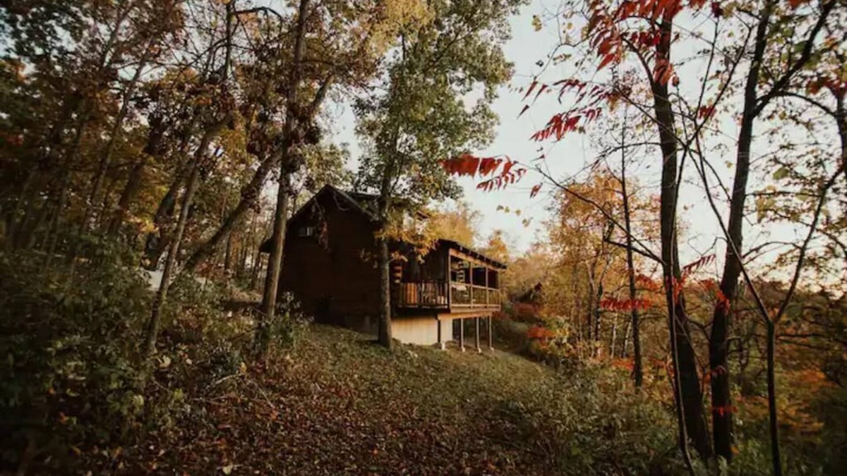 Mindoro Cabin | Cozy Pine Knob Cabin @ Highest Elevation in CTY