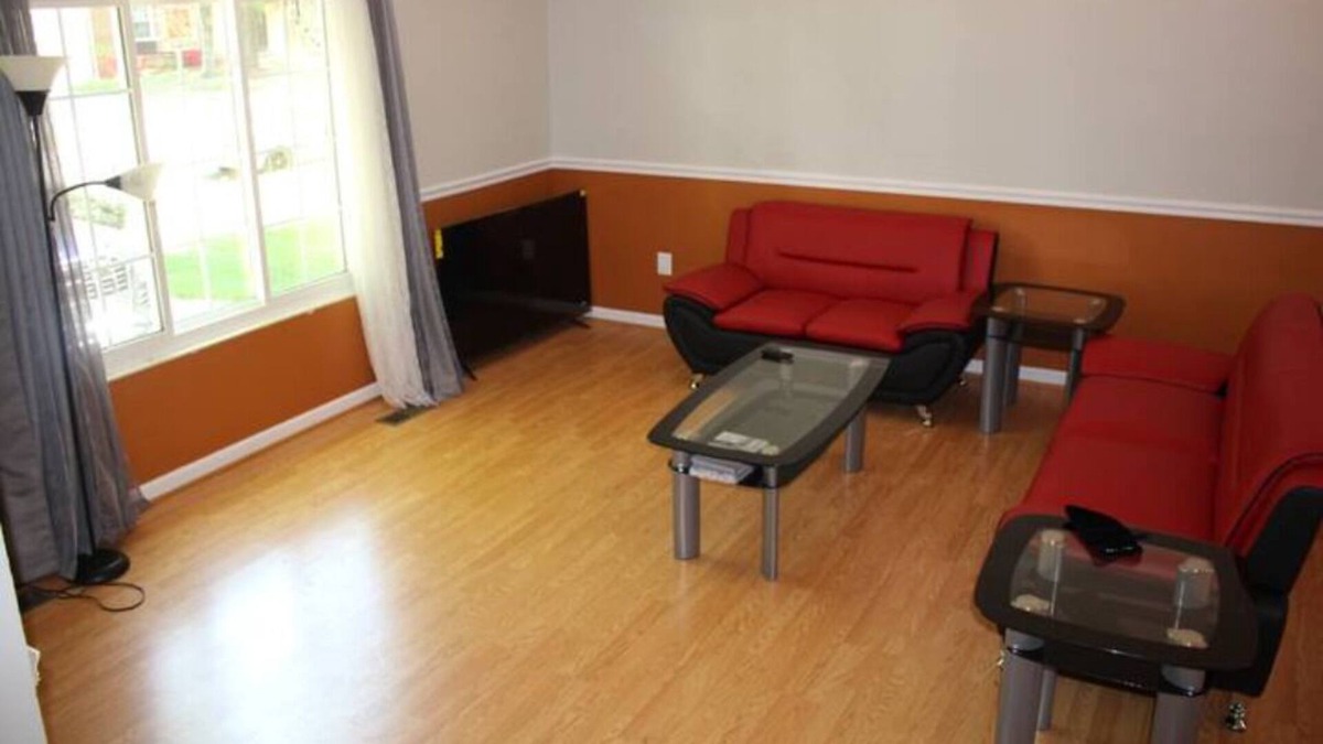Springfield House | Cozy Posh 3BRs/3 Baths in spring field near Washington DC