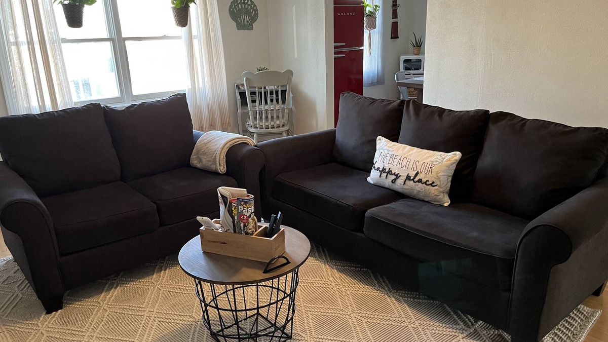 Brigantine Condo | Cozy & pretty beach-block, 2-BR condo: short walk to ocean, restaurants & shops!