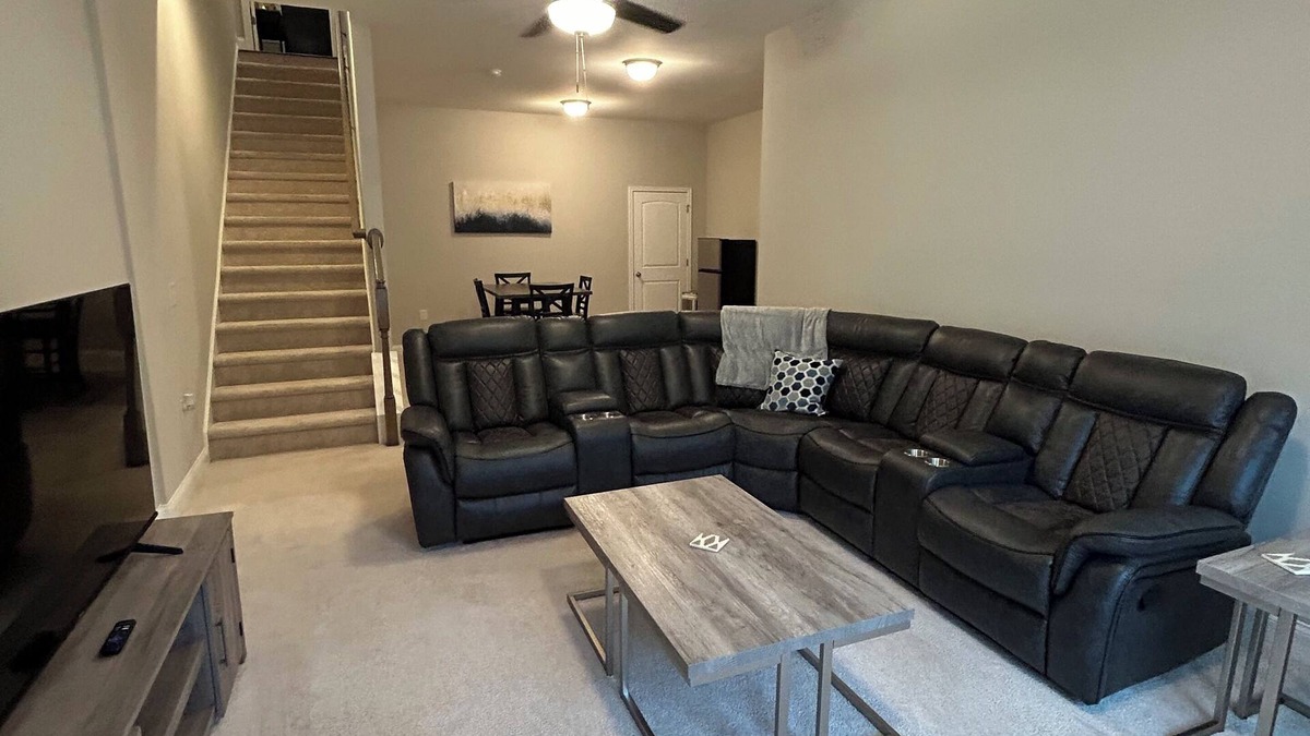 Southwest Raleigh House | Cozy Private Basement Located in the heart of Cary/Raleighn