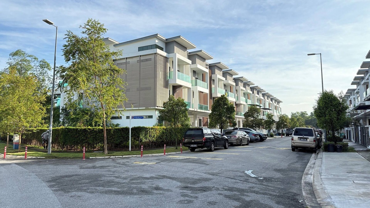 Puchong Villa | Cozy Private Pool Villa Puchong South up to 25 Pax