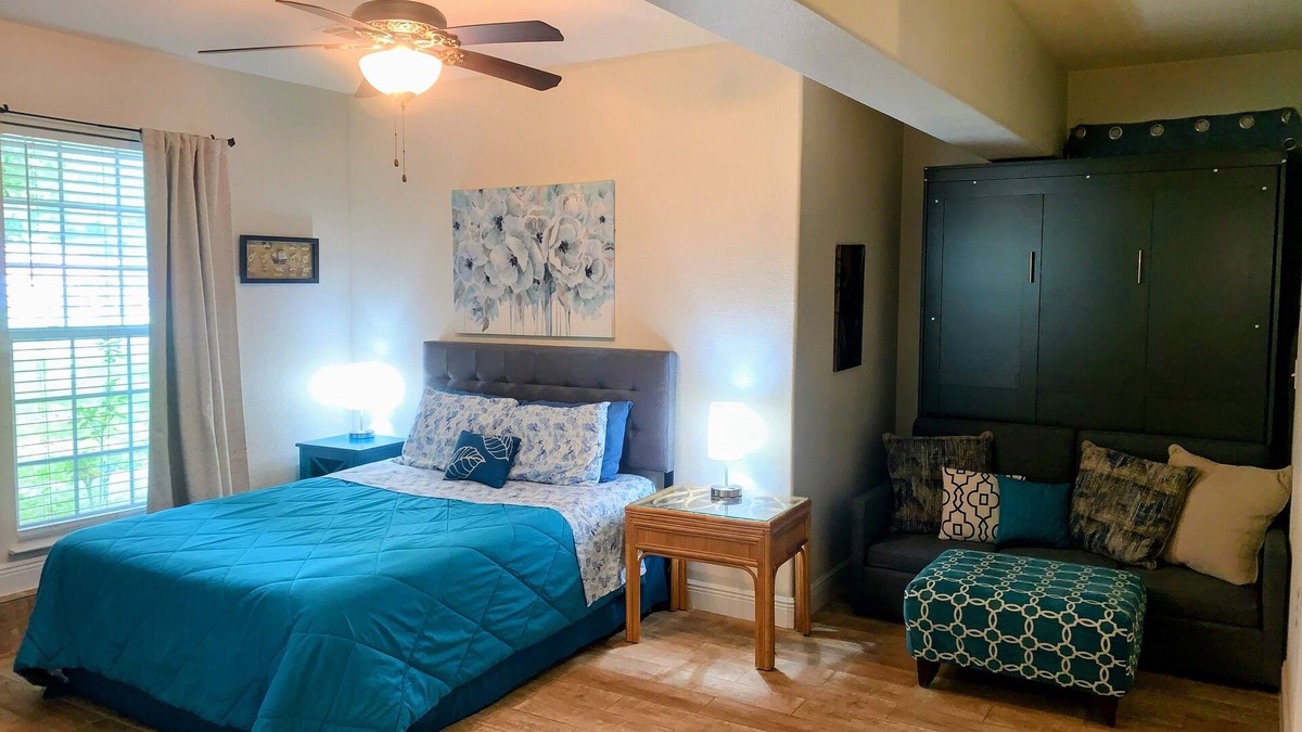 Milton House | Cozy Private Room-Queen&Full Bed, Hot Tub Pool Pets Welcome!
