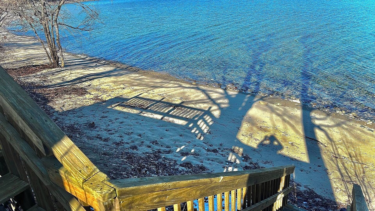 Traverse City House | Cozy private waterfront retreat near Traverse city and Sutton’s bay.