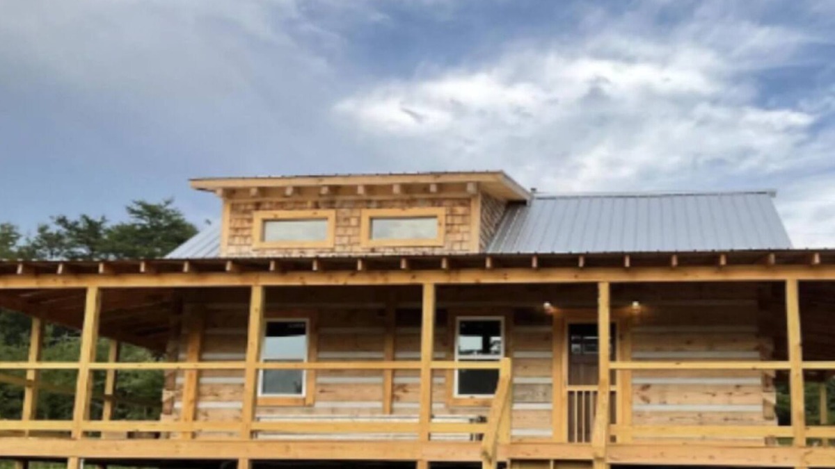 Mentone Cabin | Cozy, Quiet Cabin Under the Stars - Near Desoto State Park and Downtown Mentone!